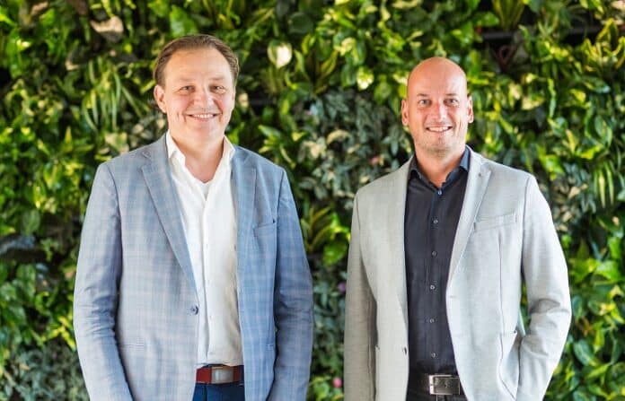 EGM - portretfoto van de twee nieuwe associates