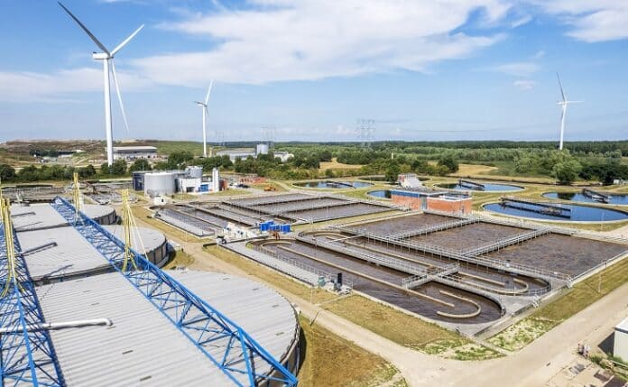 UPV - dronebeeld rioolwaterzuiveringsinstallatie in Tilburg