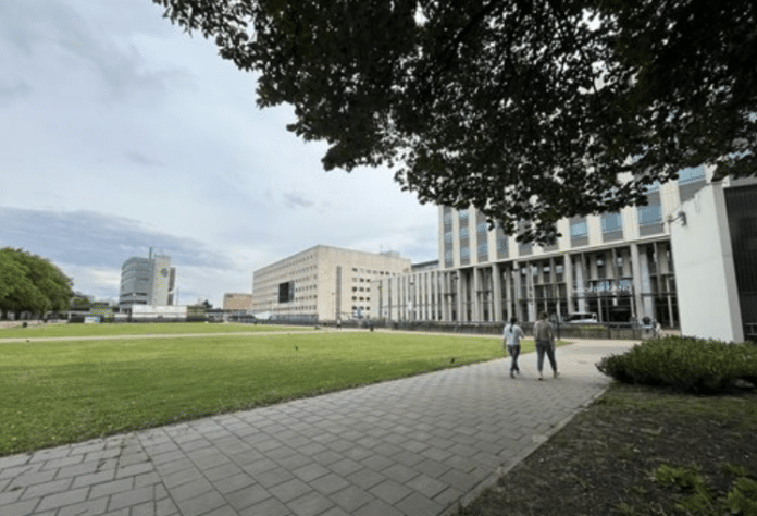 Radboudumc campus met Researchtoren