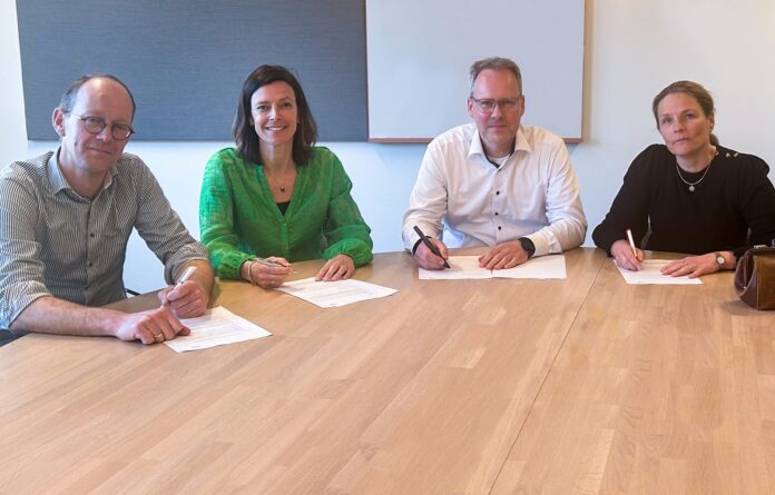 vier projectpartners ondertekenen overeenkomst